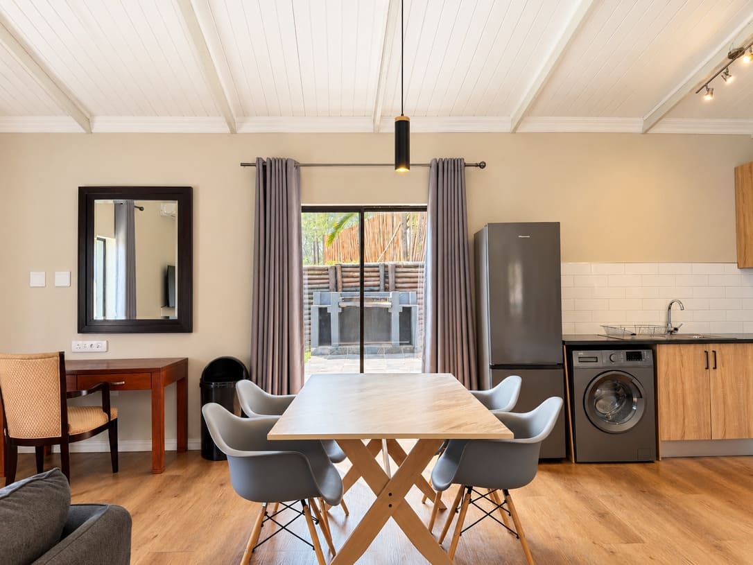 Self Catering Superior Table