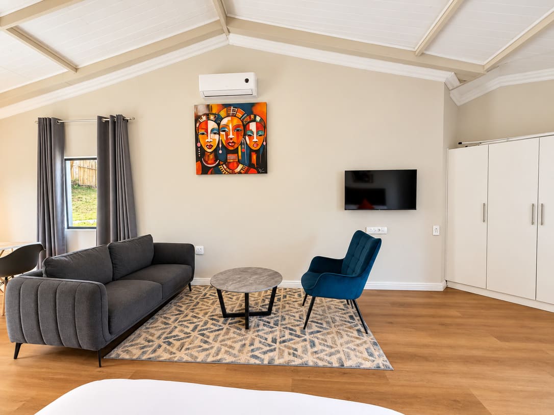 Self Catering Twin Living room
